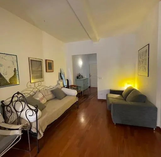 Charming House In San Niccolo Florence